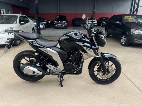 YAMAHA FZ 25 250 Fazer Flex , Foto 1