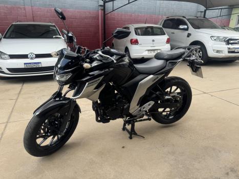 YAMAHA FZ 25 250 Fazer Flex , Foto 4