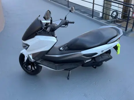 YAMAHA NMax 160 ABS, Foto 3