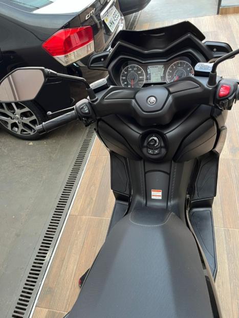 YAMAHA Xmax 250 , Foto 6