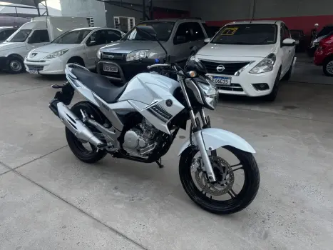 YAMAHA YS Fazer 250 LIMITED EDITION, Foto 5