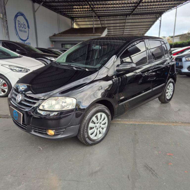 Comprar Hatch Volkswagen Fox 1.0 4P Flex Preto 2010 em Vinhedo-SP