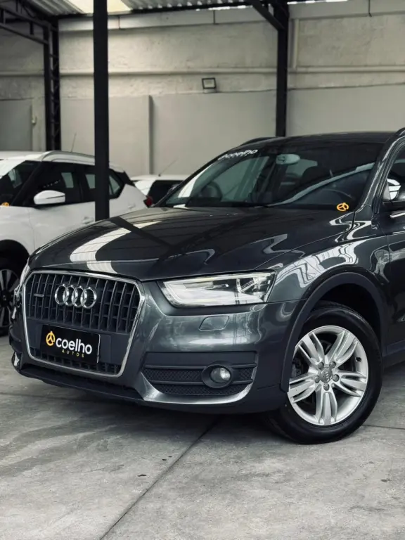 AUDI Q3 - Foto