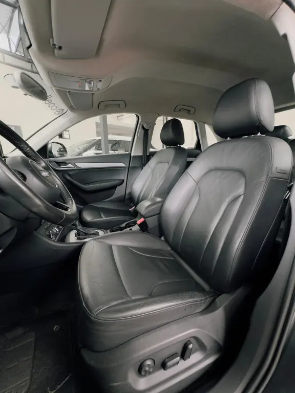 AUDI Q3 - Foto