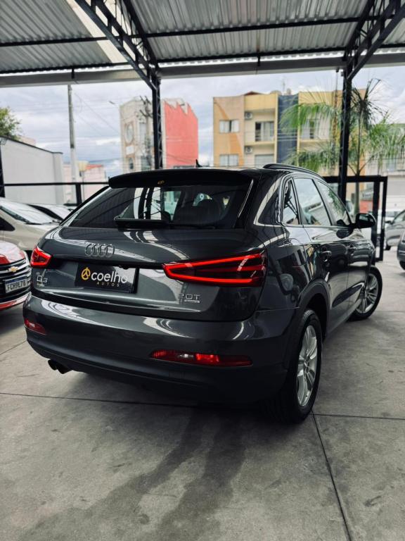 AUDI Q3 - Foto