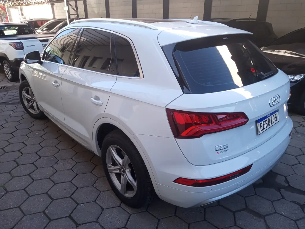 AUDI Q5 - Foto