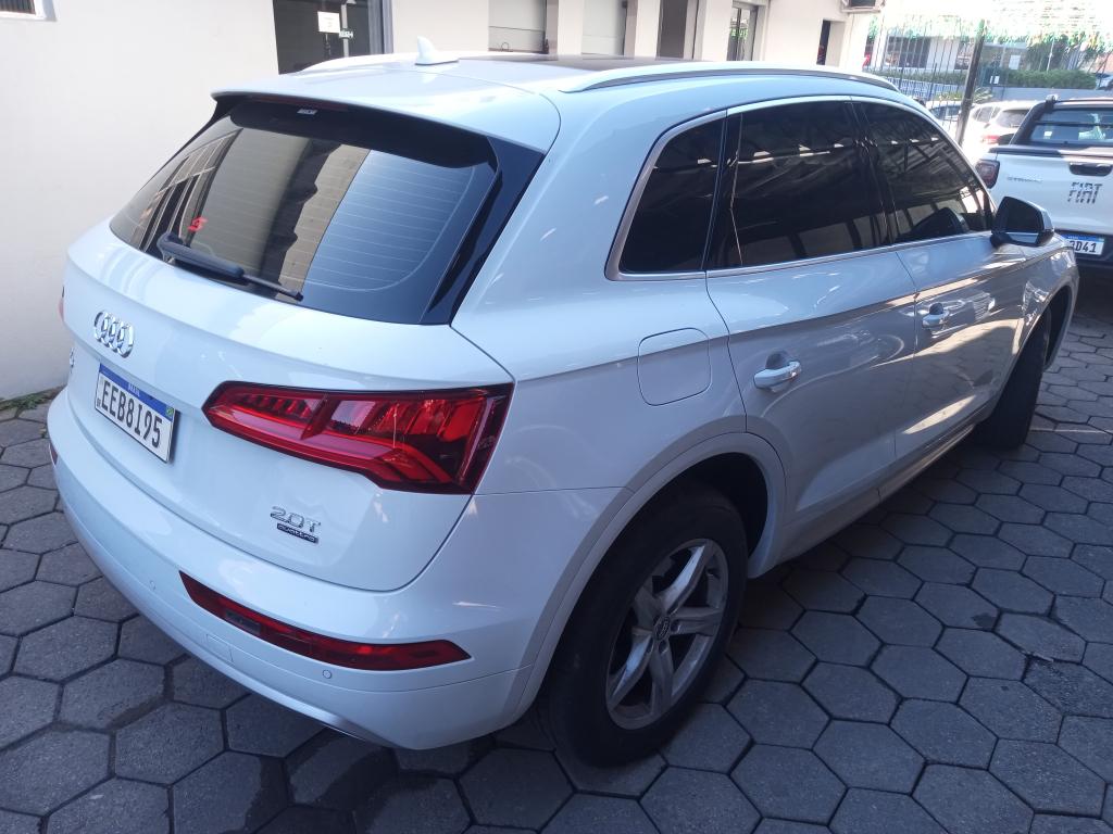 AUDI Q5 - Foto