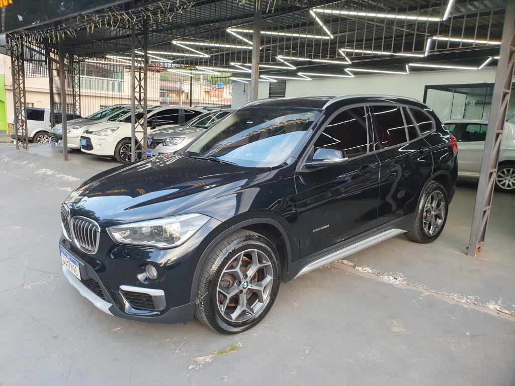 BMW X1 - Foto