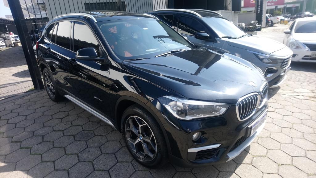 BMW X1 - Foto