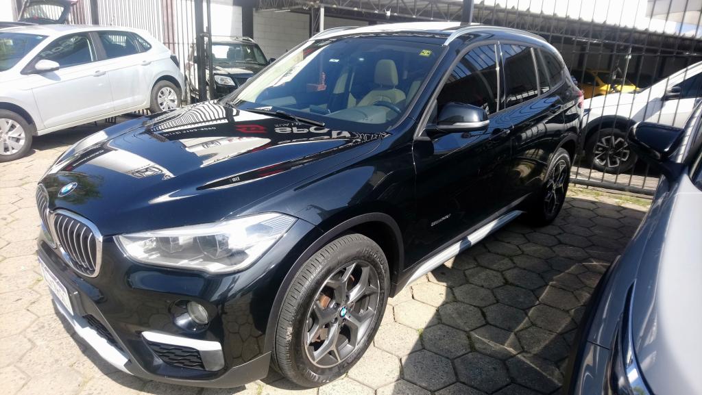 BMW X1 - Foto