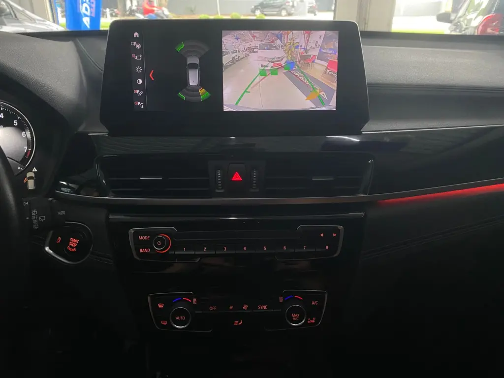 BMW X1 - Foto