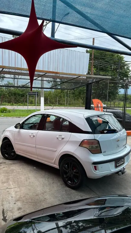 CHEVROLET Agile - Foto