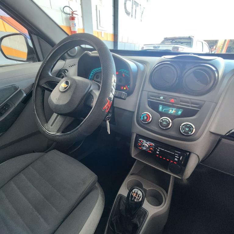 CHEVROLET Agile - Foto