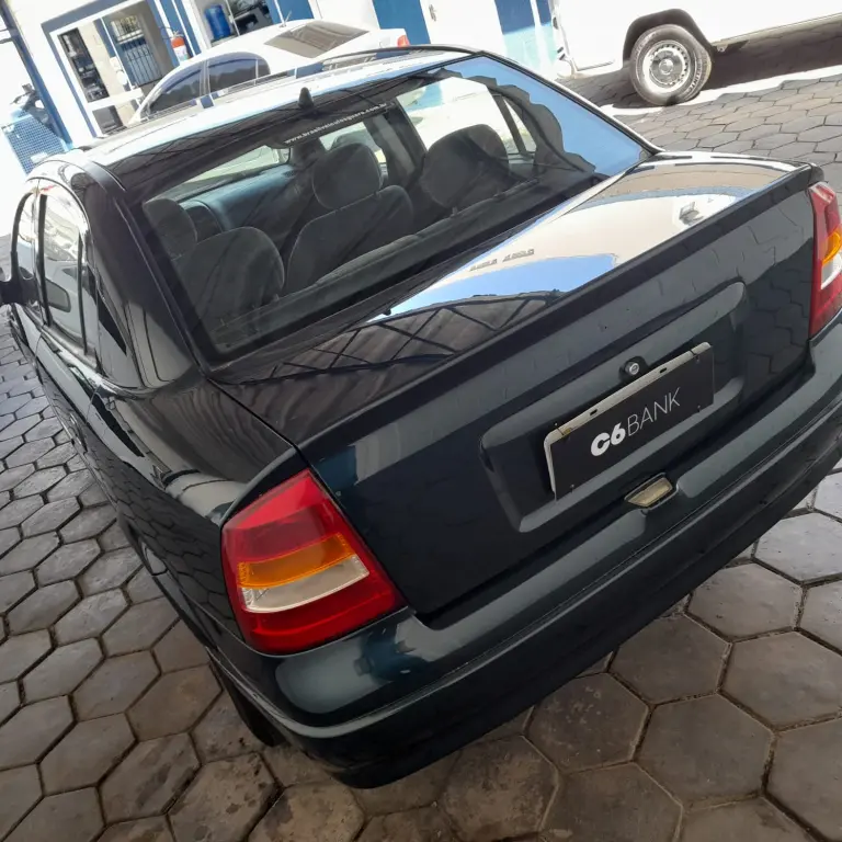 CHEVROLET Astra Sedan - Foto