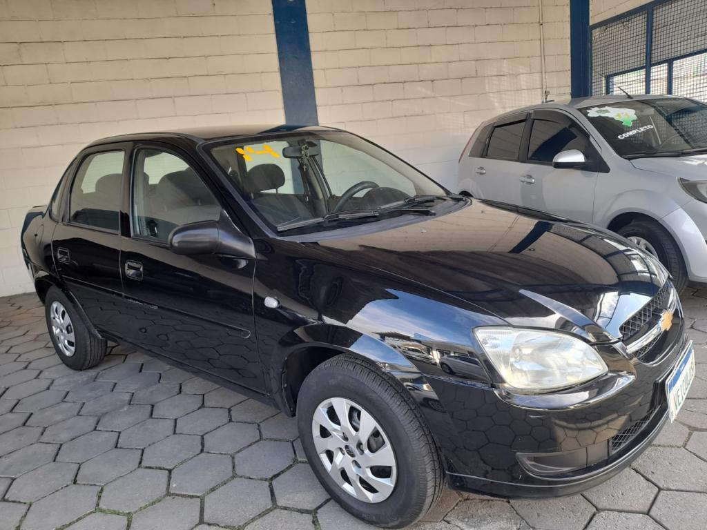 CHEVROLET Classic Sedan - Foto