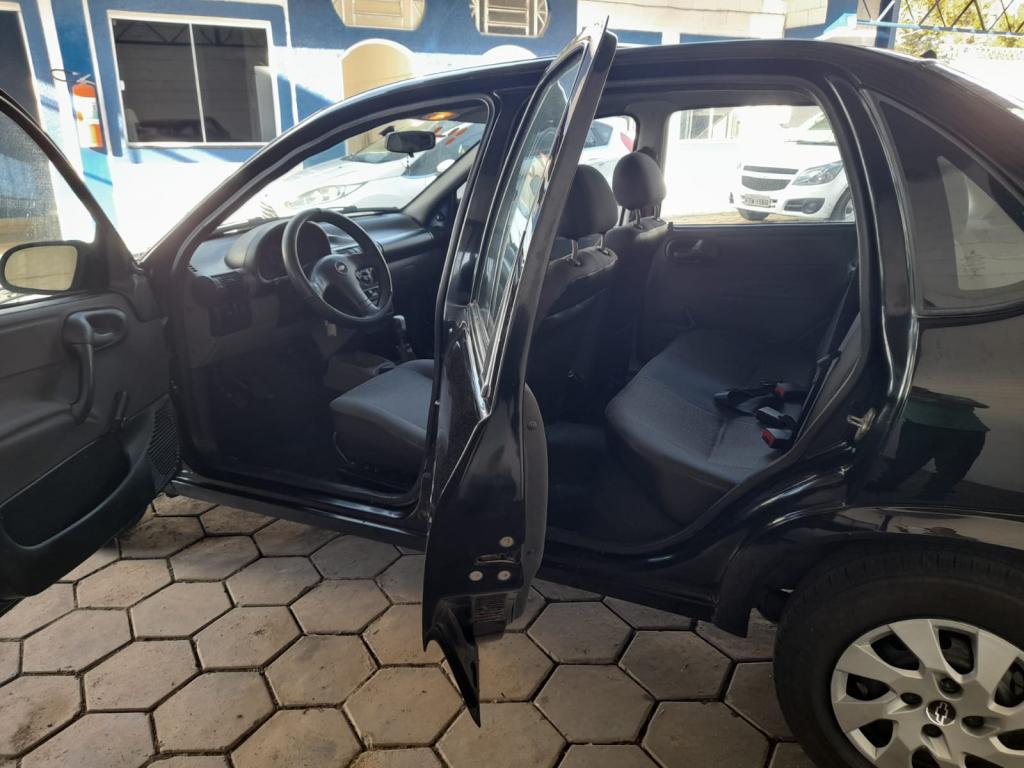 CHEVROLET Classic Sedan - Foto