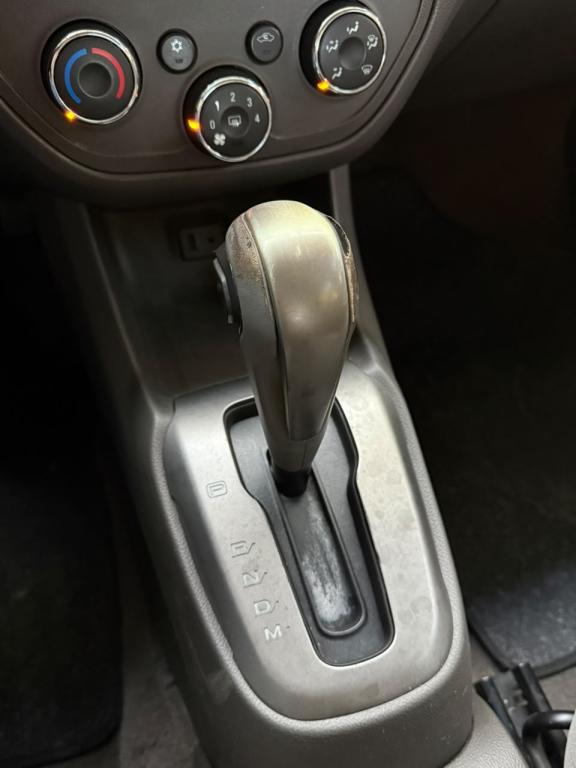 CHEVROLET Cobalt - Foto