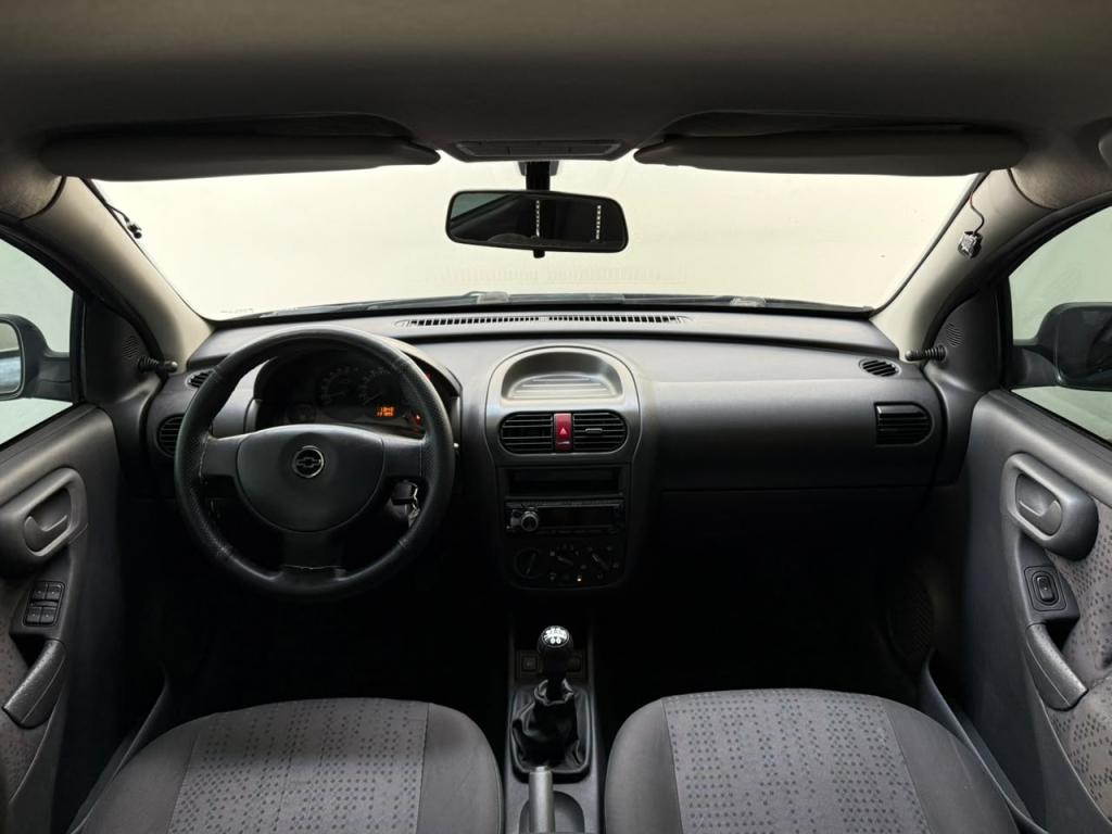 CHEVROLET Corsa Hatch - Foto