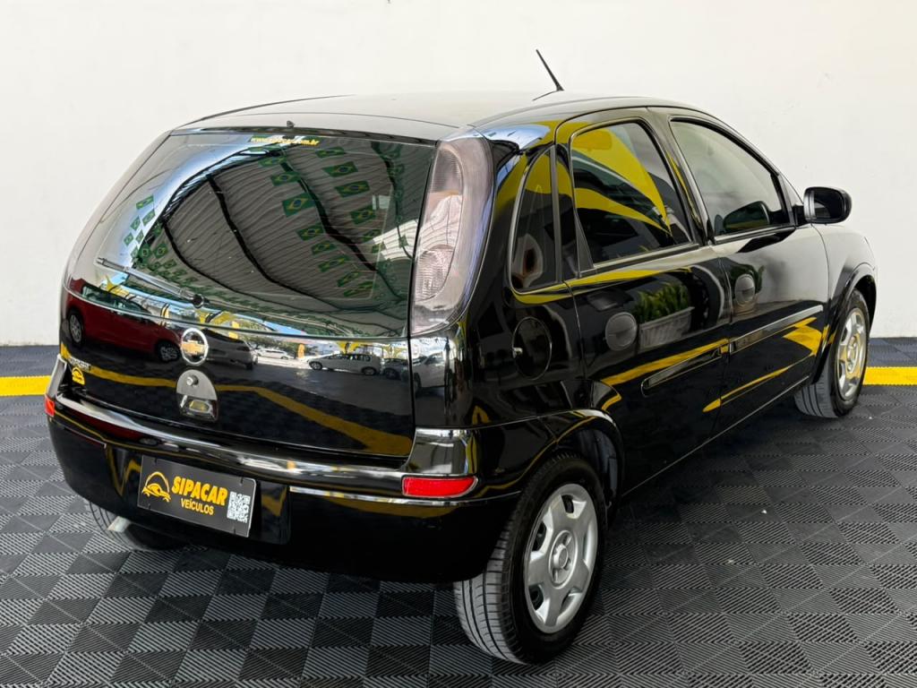 CHEVROLET Corsa Hatch - Foto