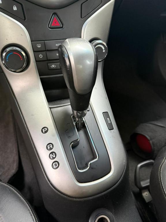 CHEVROLET Cruze Hatch - Foto