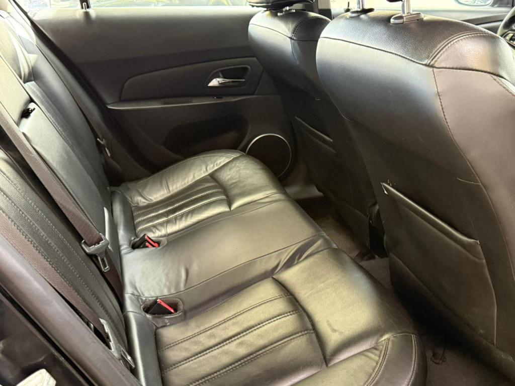 CHEVROLET Cruze Hatch - Foto