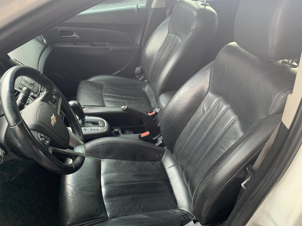 CHEVROLET Cruze Sedan - Foto