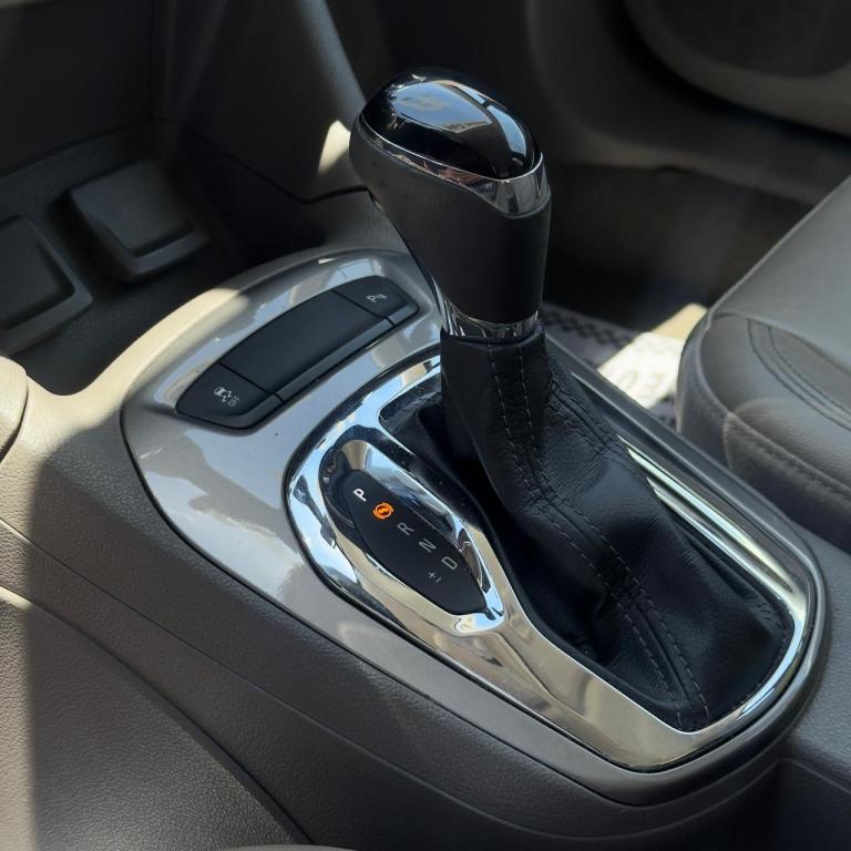 CHEVROLET Cruze Sedan - Foto