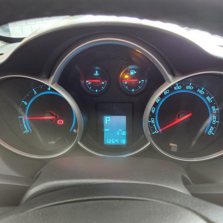 CHEVROLET Cruze Sedan - Foto