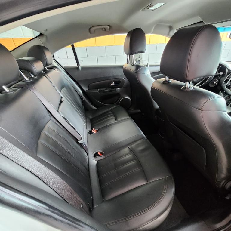 CHEVROLET Cruze Sedan - Foto