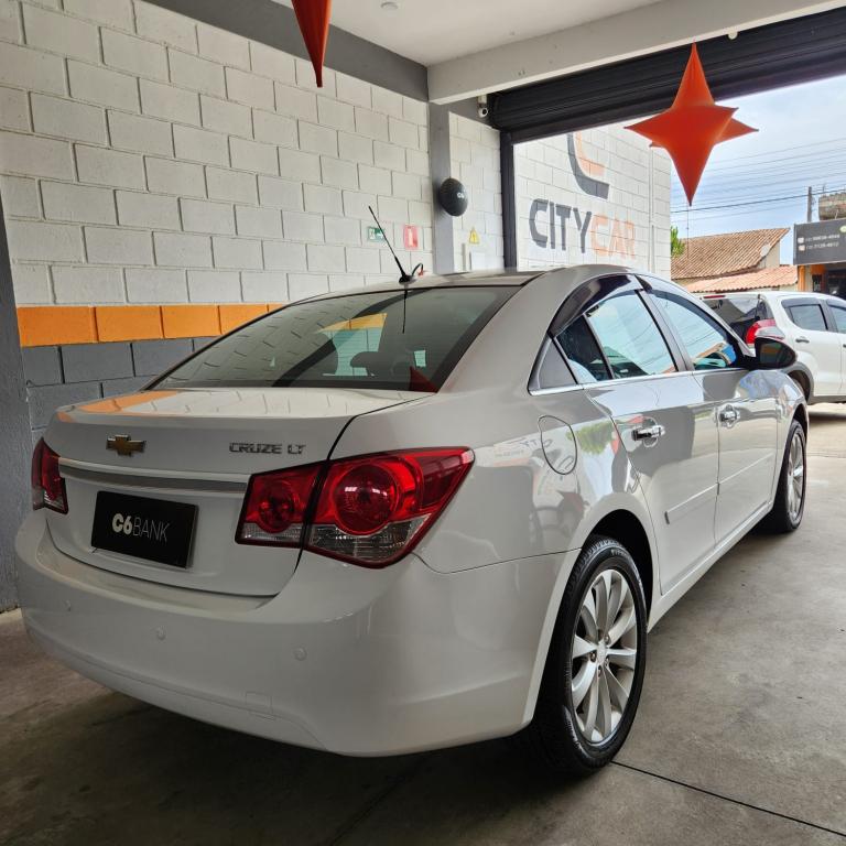 CHEVROLET Cruze Sedan - Foto