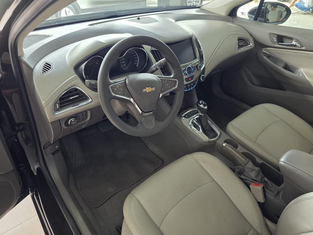 CHEVROLET Cruze Sedan - Foto