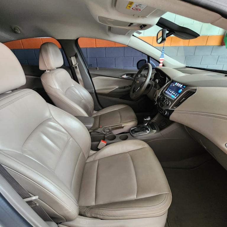 CHEVROLET Cruze Sedan - Foto