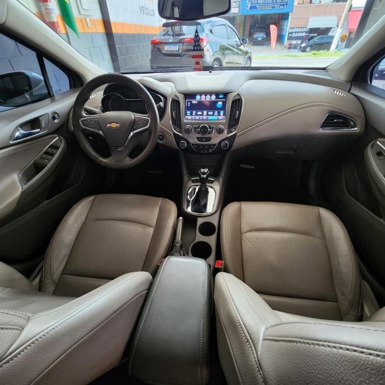 CHEVROLET Cruze Sedan - Foto