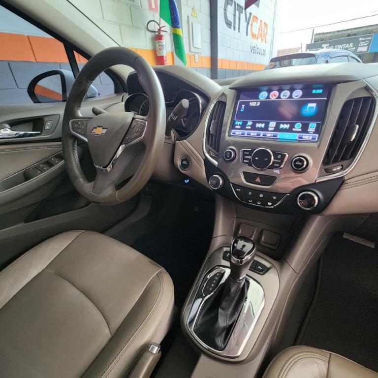 CHEVROLET Cruze Sedan - Foto