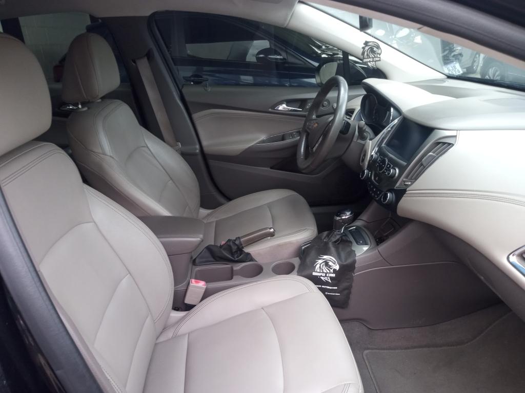 CHEVROLET Cruze Sedan - Foto