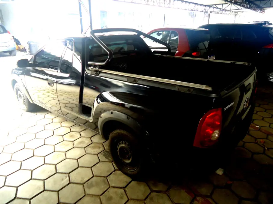 CHEVROLET Montana - Foto