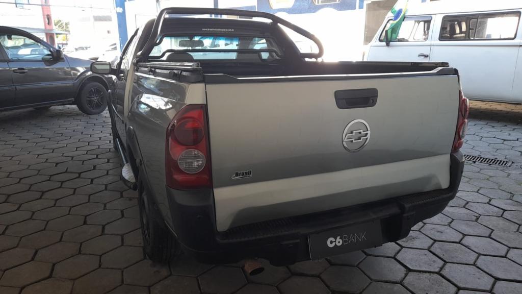 CHEVROLET Montana - Foto