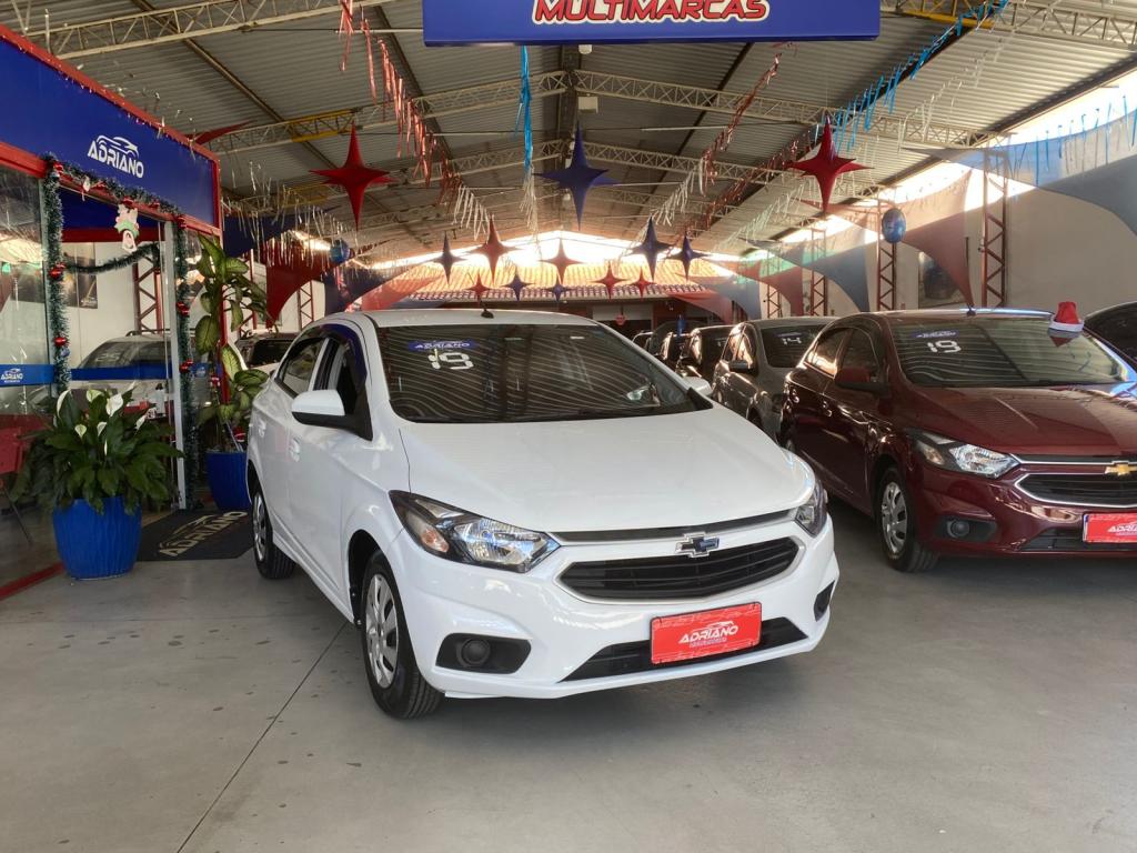 CHEVROLET Onix Hatch - Foto