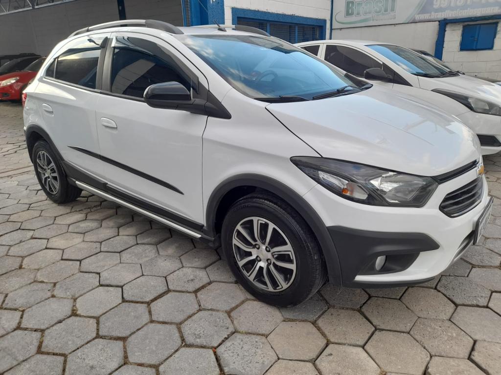 CHEVROLET Onix Hatch