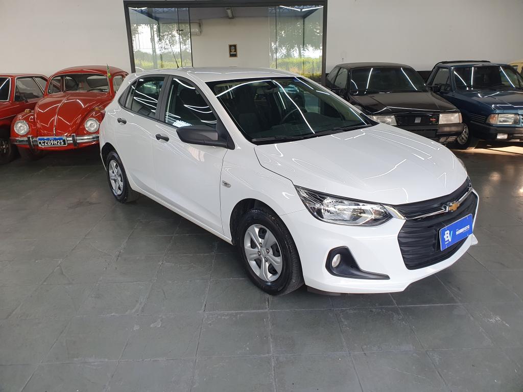 CHEVROLET Onix Hatch - Foto
