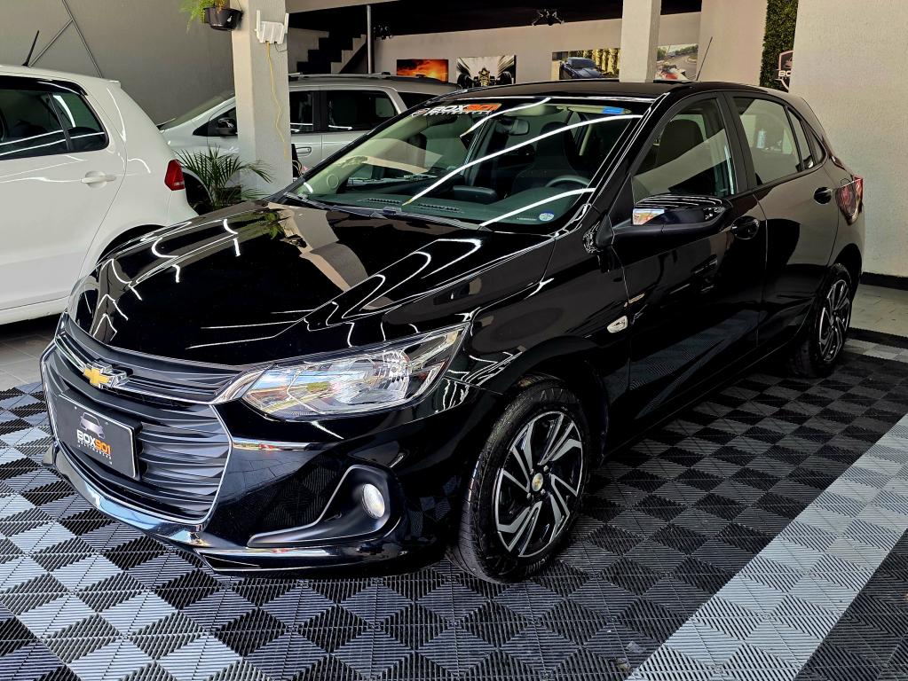 CHEVROLET Onix Hatch