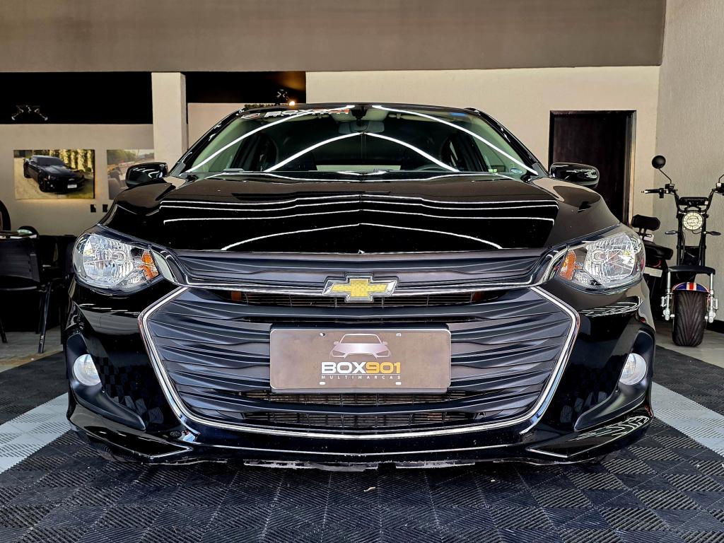 CHEVROLET Onix Hatch - Foto