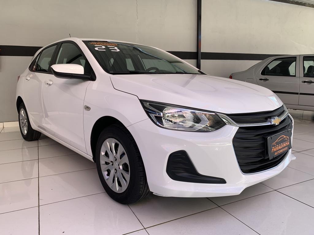 CHEVROLET Onix Hatch - Foto