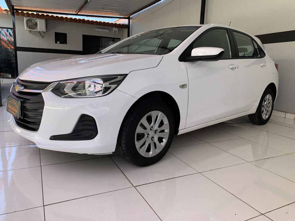 CHEVROLET Onix Hatch - Foto