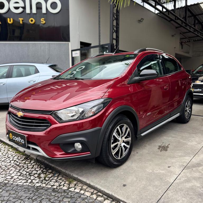CHEVROLET Onix Hatch - Foto