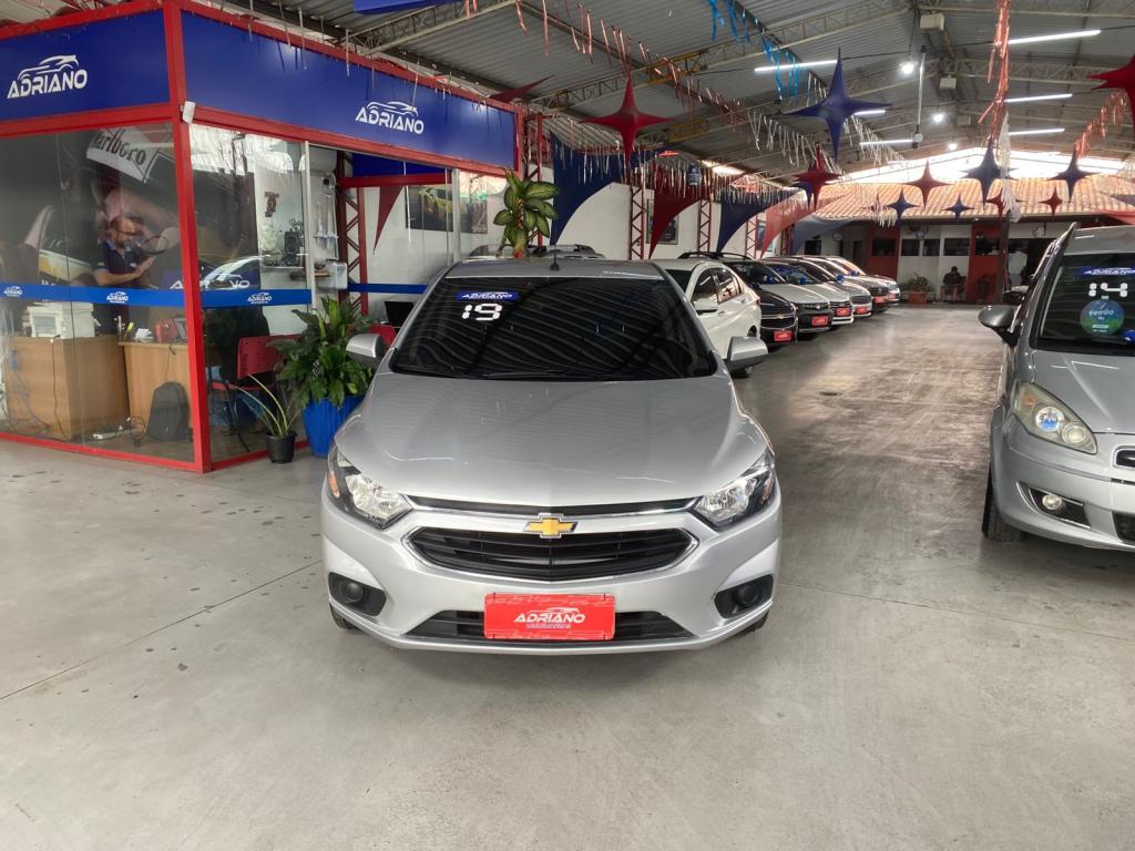 CHEVROLET Onix Hatch