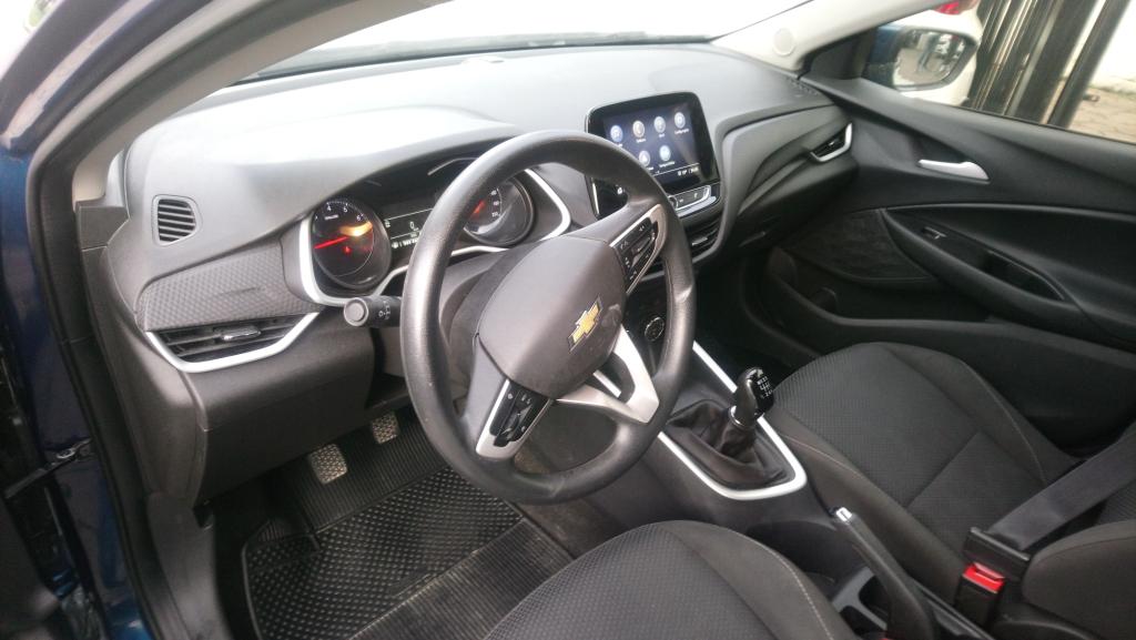 CHEVROLET Onix Hatch - Foto