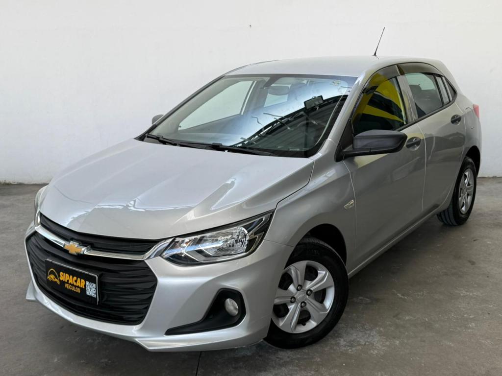 CHEVROLET Onix Hatch - Foto