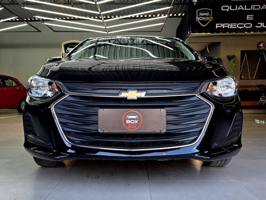 CHEVROLET Onix Hatch - Foto