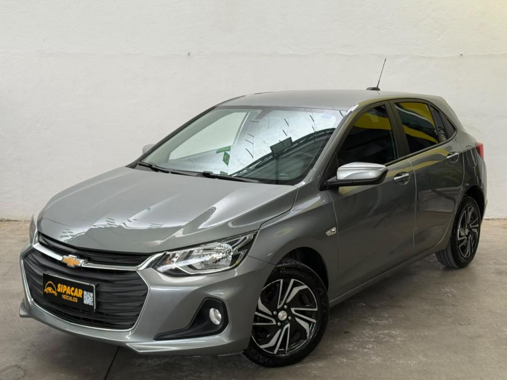 CHEVROLET Onix Hatch - Foto
